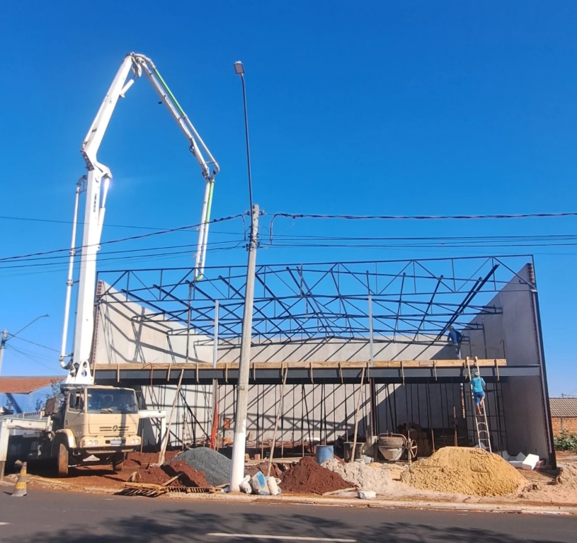 Construção de laje comercial